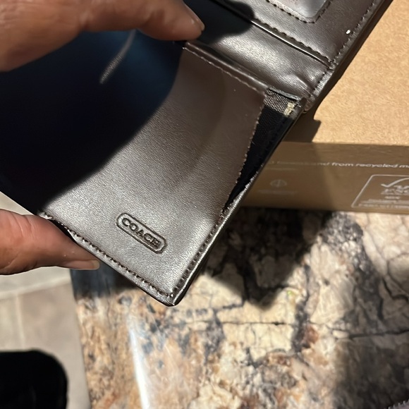 Used Coach Wallet - Picture 3 of 3